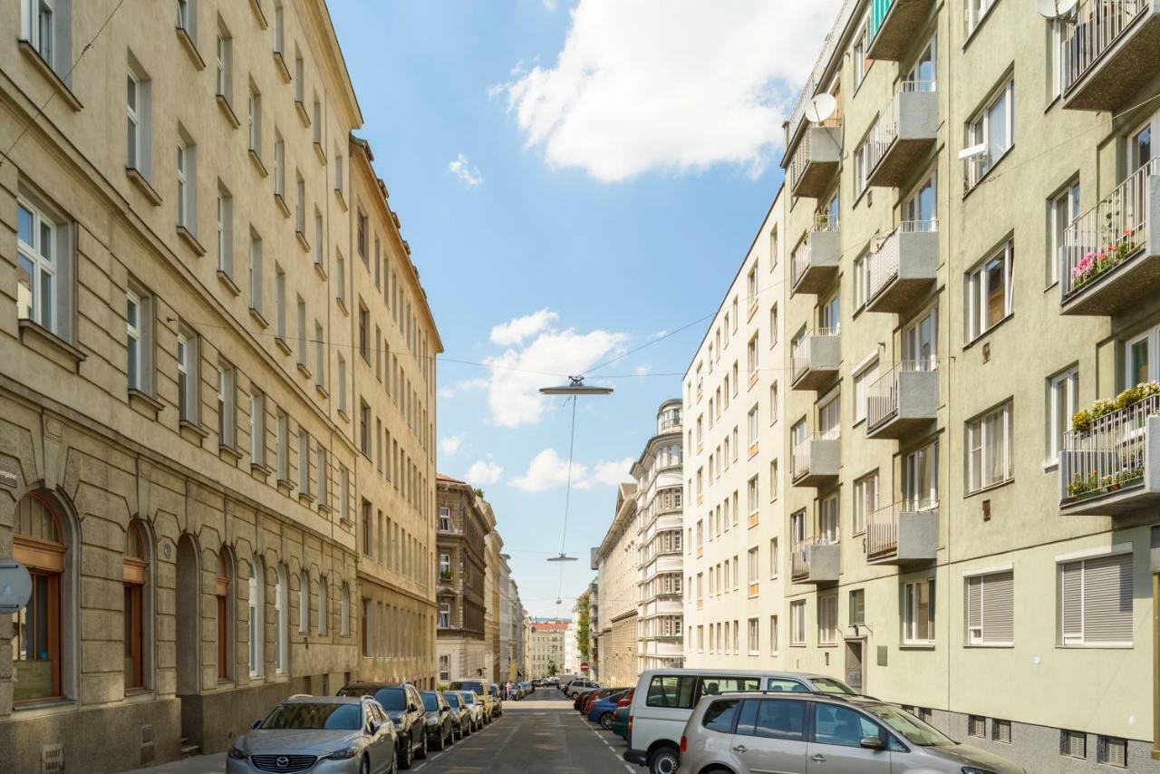 Ferienwohnung Kriehubergasse by ichbucheAT Wien Exterior foto