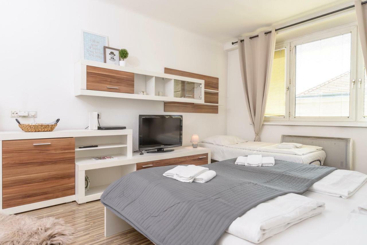 Ferienwohnung Kriehubergasse by ichbucheAT Wien Exterior foto